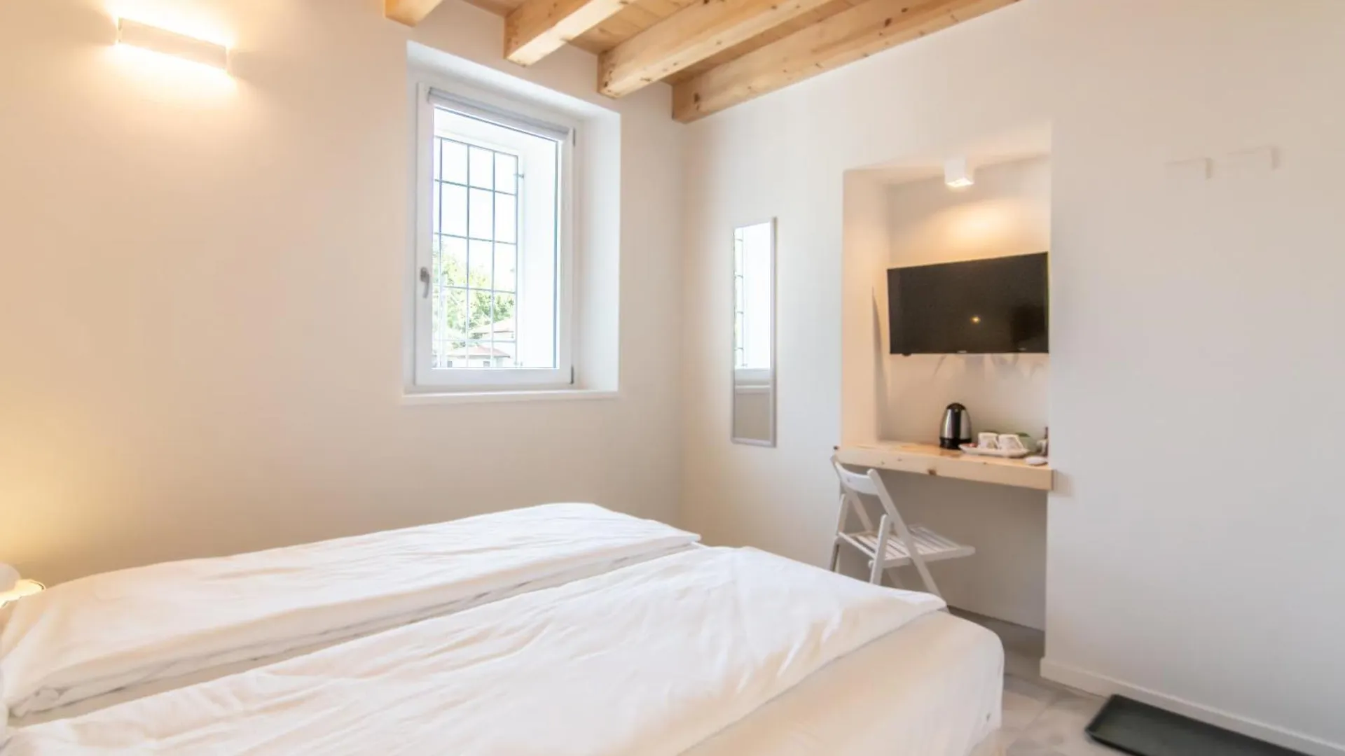 R&B Al Lago Domaso Bed & Breakfast